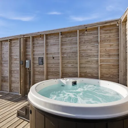 Hot Tub Dome with Epic Ridge Views: Cloud Chaser