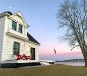 Harbor View Landing - parking