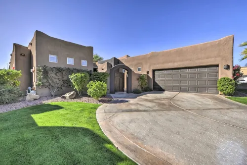 Bermuda Dunes Home w/ Private Pool, Patio & Grill! - 3-Sterne