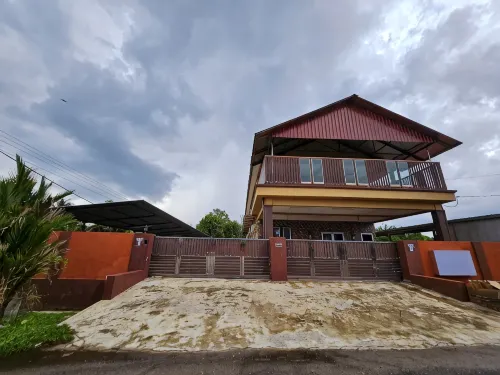 The Blue Guest House, WiFi, Free Parking, Aulong - Bãi đậu xe