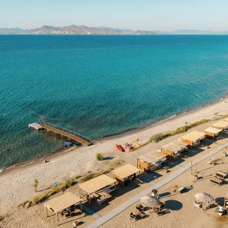 Taf Beach Villas with Tesla Car and Heated Pool