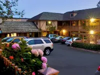 Candle Light Inn - Parkering