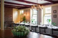 Herberg Het Rechthuis Hotels in Dokkum