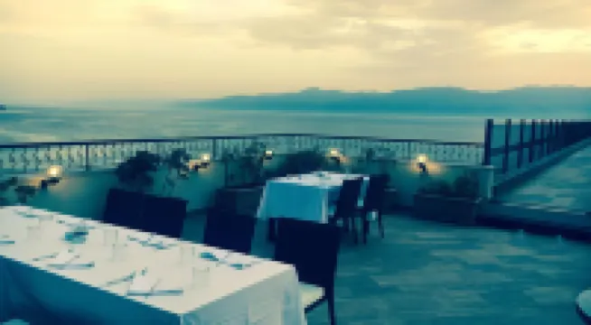 에' 호텔 레조 디 칼라브리아