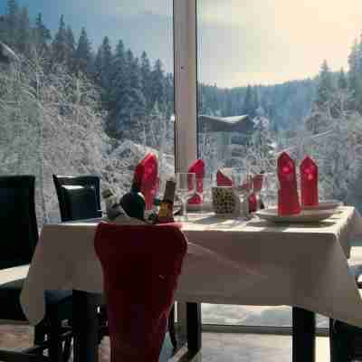 Atrium Hotel Mountain View Predeal Dining/Meeting Rooms