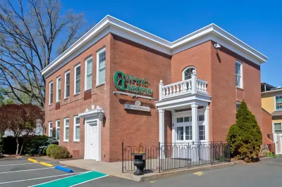 The Hotel Northampton Hotels in Easthampton