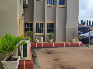 Flourish Hotel Akure