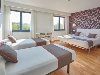 Hostal Mas Ferrer Hôtels à proximité de : Club Hípic Banyoles