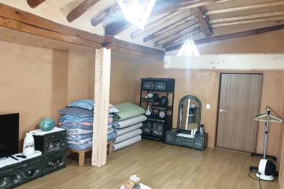 Gwangju Rose House (Jang Mi-ok)