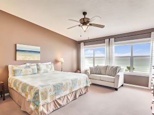 Seaside Pointe by Book That Condo