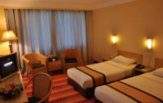 Tang Dynasty Park Hotel