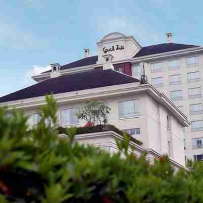 大祖裡BSD飯店 Hotel Exterior