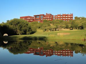 Pueblo Nativo Resort & Golf Spa