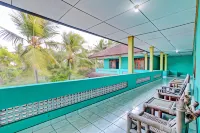 Losmen Parikesit Hotel a Purwosari