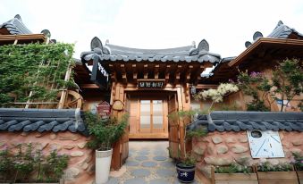 Star Rest Hanok