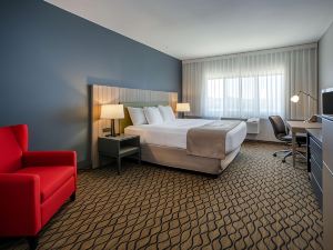 Days Inn & Suites by Wyndham Rochester Hills MI