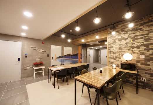 4. 케이게스트하우스..