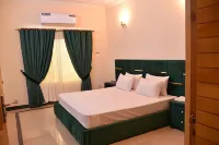 Redbury Guesthouse