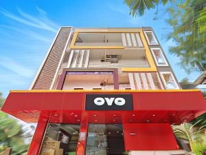 OYO Flagship Hotel V Darshini