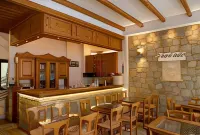 Artemis Hotel - Scenic