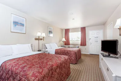 Days Inn by Wyndham Clinton Hotels in Clinton