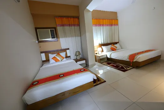 Naas Serviced Apartments Hoteles cerca de Petrobangla