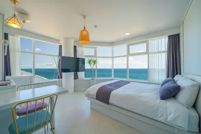 Gangneung Your Anmok Pension Hotel dekat Sunrise Park