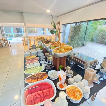 Caravaggio Praia Hotel