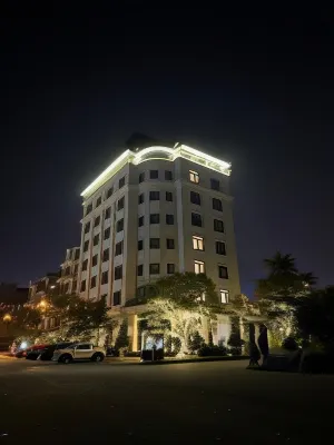 Lotus Hotel & Apartment Hotels in Haiphong