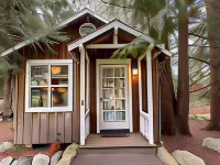 Lopez Farm Cottages & Tent Camping Hotels in Lopez