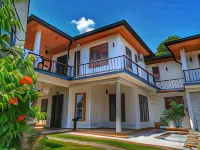 Elepath Lodge- Pinnawala Hotels in Wadakada