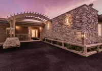 ลิตเติล เซอร์ อินน์