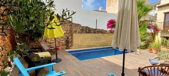 Boutique Hostal Lorca Отели в г. Нерха