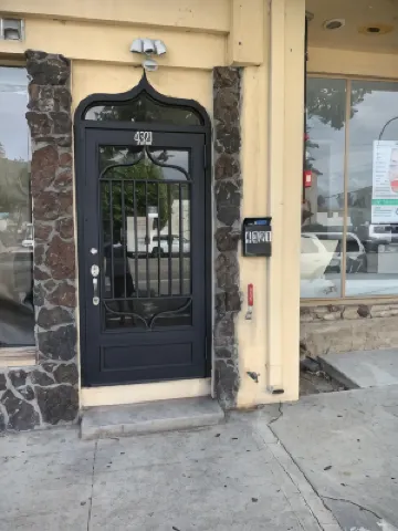 Culver City Hostel Hotels near Culver City Downtown Business