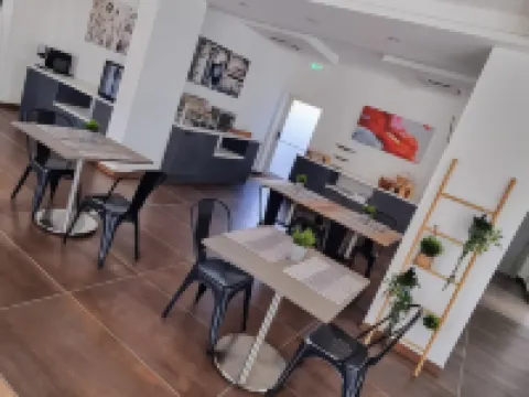 Hotel Crisvan Hotels in Torre Pedrera