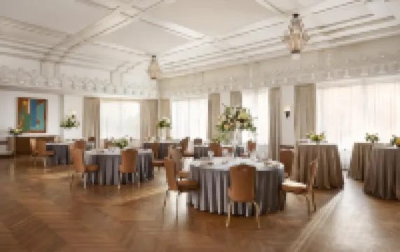 The Plaza Hotel Pioneer Park