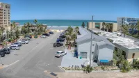 Daytona Shores Inn and Suites - parking