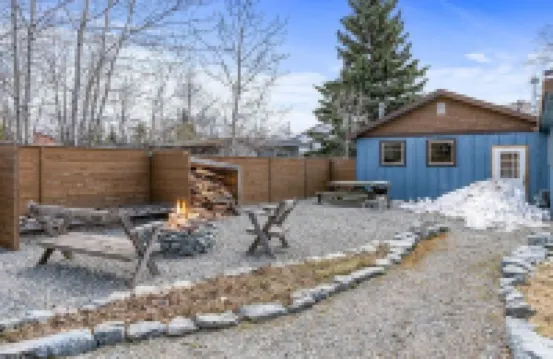 True North Retreat-open concept, newly remodeled, backyard with fire pit