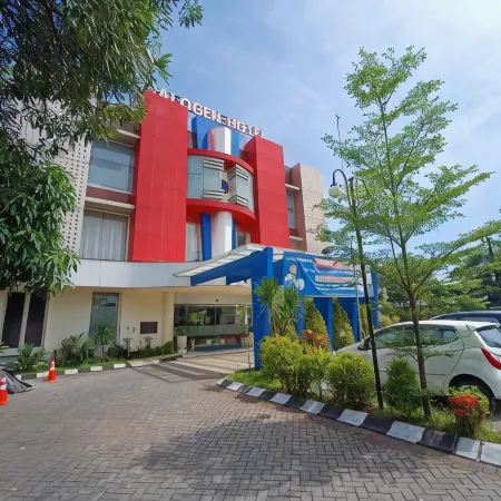 Halogen Hotel Airport Surabaya