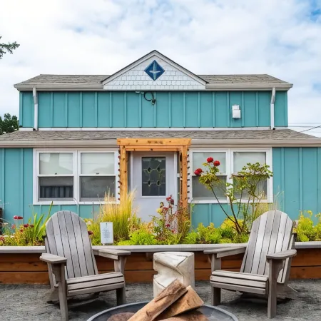 Inn at Haystack Rock