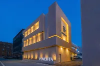 Gyeongju Poverta Hotel Hotels near Gyeongju Station