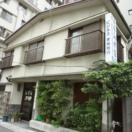 Ryokan Sansuiso Отели рядом с достопримечательностью «Железнодорожный вокзал Осаки»