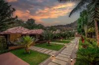 Data Resort Hotel dekat Karla Caves