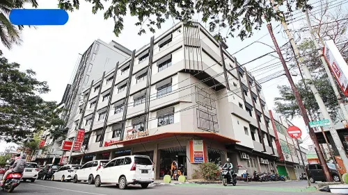 Losari Beach Hotel Hotels in Ujung Pandang