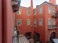 Dear Lisbon - Gallery House