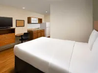 WoodSpring Suites Louisville Jeffersontown