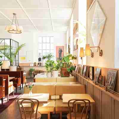 Hotel Kinsley Dining/Meeting Rooms