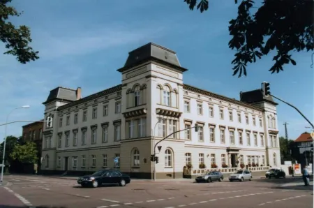 Hotel "Stadt Köthen" Отели в г. Анхальт-Биттерфельд