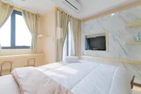 RedLiving Apartemen Jakarta Living Star - BoboRooms Hotel dekat Masjid Pemuda PP-PON Cibubur