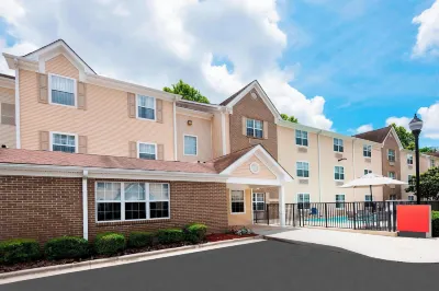 TownePlace Suites Savannah Midtown Hotels near Publix Super Market at Largo Plaza